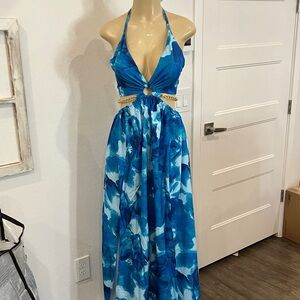 NWOT Blue Floral Halter Maxi Dress with Ring Detail